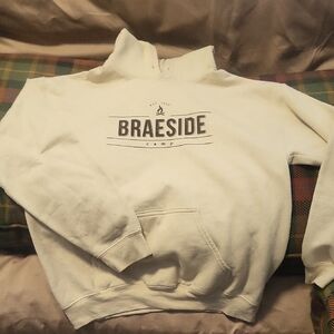 Gildan White Crewneck Sweater Cozy Knit Design